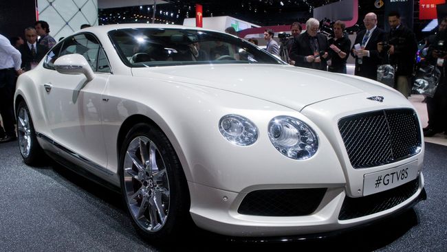 Bentley Continental GT V8 S. Архивное фото Bentley Continental GT V8 S. Архивное фото