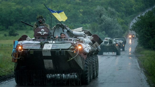 Украинские правительственные войска. Архивное фото Украинские правительственные войска. Архивное фото