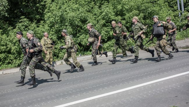 Бойцы батальона народного ополчения Восток. Архивное фото Бойцы батальона народного ополчения Восток. Архивное фото