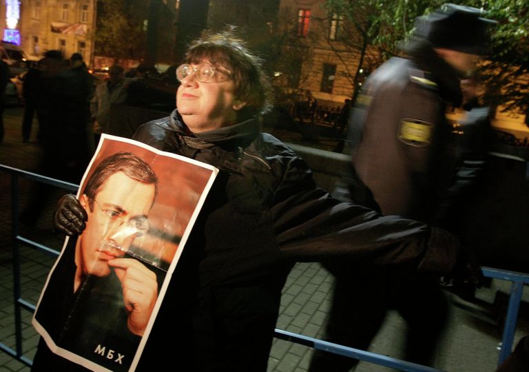 Валерия Новодворская на митинге в Москве Валерия Новодворская на митинге в Москве