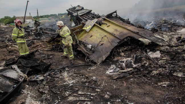 Крушение малайзийского Boeing на Украине. Архивное фото Крушение малайзийского Boeing на Украине. Архивное фото