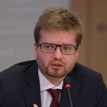 Преподаватель НИУ ВШЭ Павел Родькин Преподаватель НИУ ВШЭ Павел Родькин