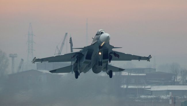 Истребитель Су-30 СМ. Архивное фото