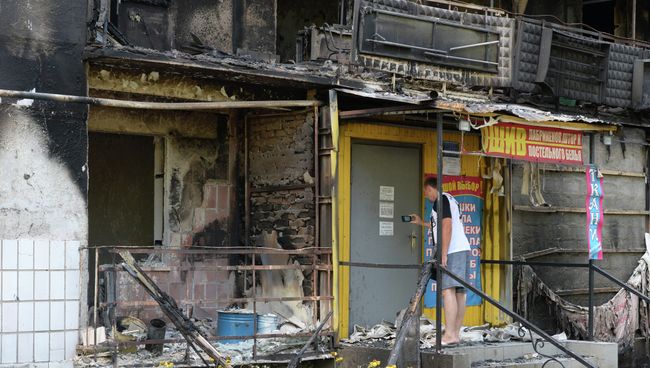 Разрушения в Шахтерске Донецкой области Разрушения в Шахтерске Донецкой области