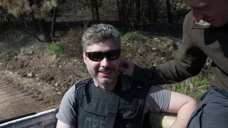 Специальный фотокорреспондент МИА Россия сегодня Андрей Стенин Специальный фотокорреспондент МИА Россия сегодня Андрей Стенин