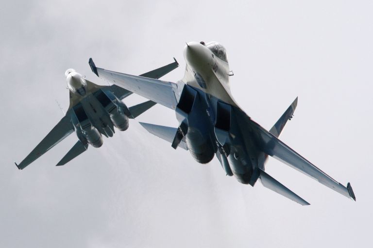 Истребители Су-27 Истребители Су-27