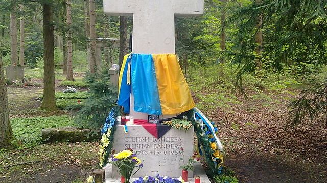 Могила Степана Бандеры в Мюнхене Могила Степана Бандеры в Мюнхене - РИА Новости, 1920, 24.07.2022