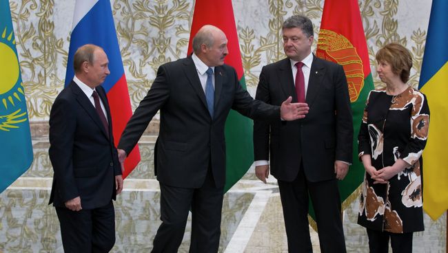Владимир Путин, Александр Лукашенко, Петр Порошенко и Кэтрин Эштон на встрече в Минске Владимир Путин, Александр Лукашенко, Петр Порошенко и Кэтрин Эштон на встрече в Минске