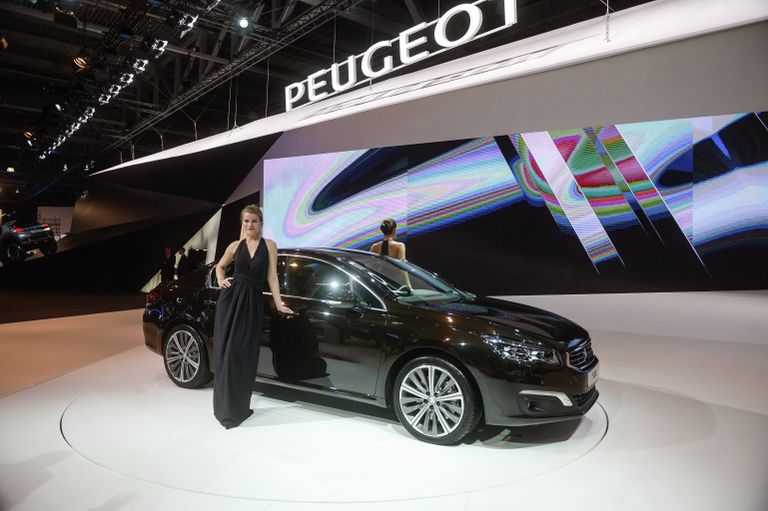 Автомобиль Peugeot 508 на Московском международном автомобильном салоне 2014 Автомобиль Peugeot 508 на Московском международном автомобильном салоне 2014