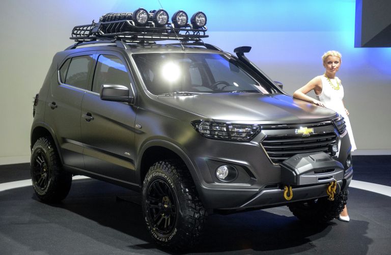 Автомобиль Chevrolet Niva concept на Московском международном автосалоне Автомобиль Chevrolet Niva concept на Московском международном автосалоне