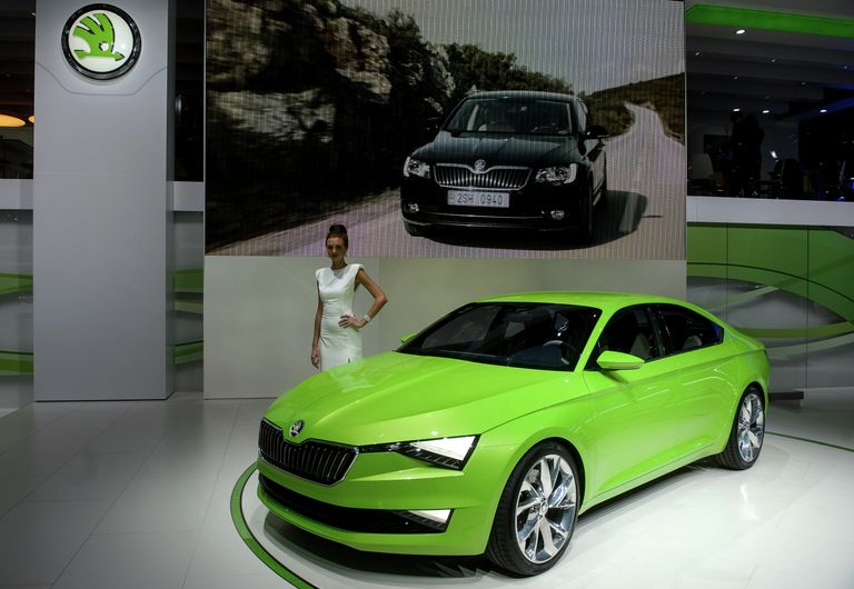 Автомобиль Skoda Vision C на Московском международном автомобильном салоне Автомобиль Skoda Vision C на Московском международном автомобильном салоне