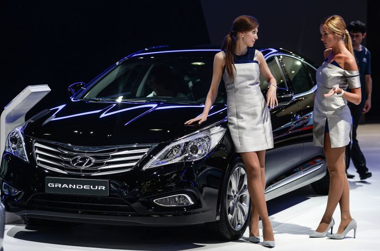 Автомобиль Hyundai Grandeur на Московском международном автомобильном салоне Автомобиль Hyundai Grandeur на Московском международном автомобильном салоне