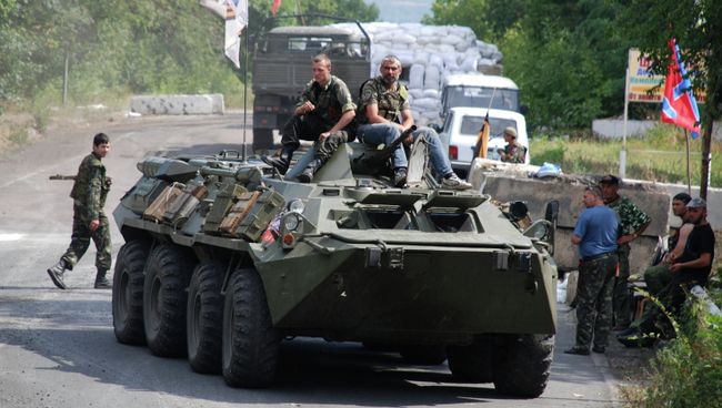 Ополченцы Донецкой народной республики (ДНР). Архивное фото Ополченцы Донецкой народной республики (ДНР). Архивное фото