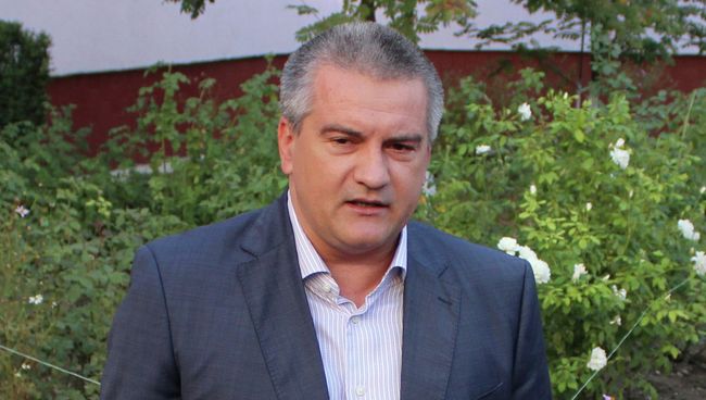 Исполняющий обязанности главы Республики Крым Сергей Аксенов. Архивное фото Исполняющий обязанности главы Республики Крым Сергей Аксенов. Архивное фото
