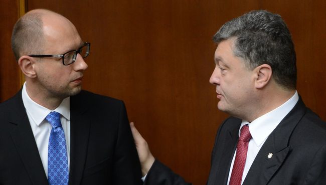 Арсений Яценюк и Петр Порошенко. Архивное фото