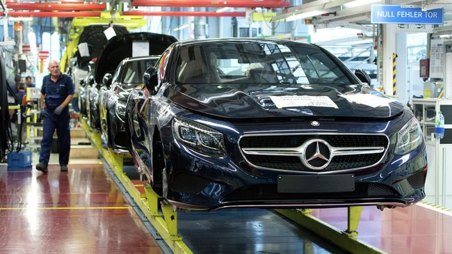 Завод Mercedes-Benz Завод Mercedes-Benz