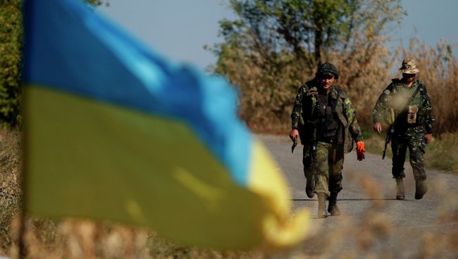 Украинские военные возле Горловки