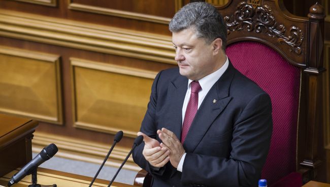 Президент Украины Петр Порошенко на внеочередном заседании Верховной Рады. 19 сентября 2014 Президент Украины Петр Порошенко на внеочередном заседании Верховной Рады. 19 сентября 2014