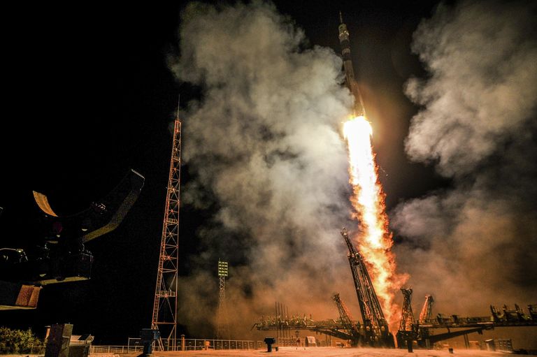 Старт ракеты Союз ТМА-14М с основным экипажем 41/42-й длительной экспедиции на МКС на космодроме Байконур Старт ракеты Союз ТМА-14М с основным экипажем 41/42-й длительной экспедиции на МКС на космодроме Байконур