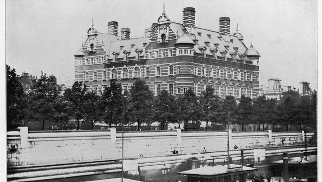 Здание Скотланд-ярда в Лондоне, 1891 год Здание Скотланд-ярда в Лондоне, 1891 год