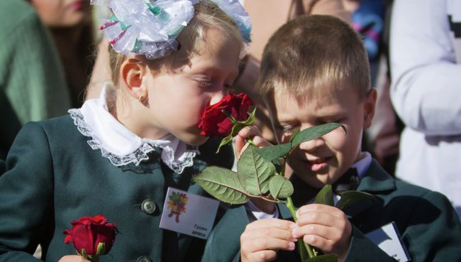 Начало учебного года в Макеевке, Донецкой области Начало учебного года в Макеевке, Донецкой области
