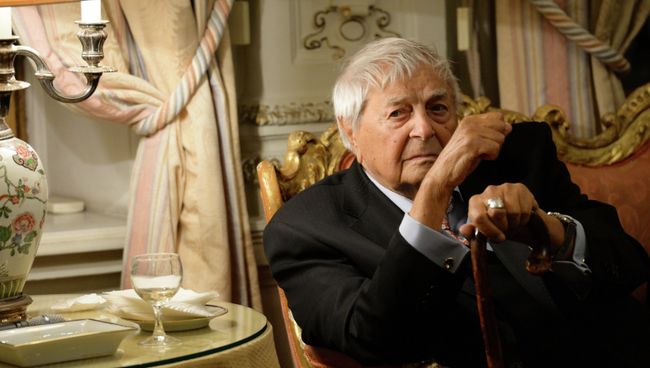 Режиссер Юрий Любимов