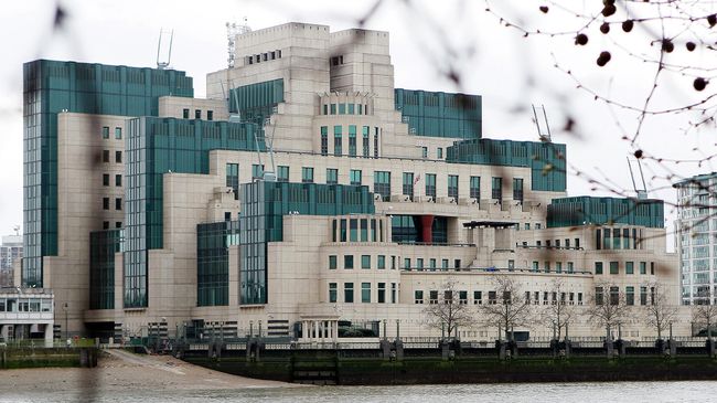 Штаб-квартира внешней разведки Великобритании MI6 в Лондоне. Архивное фото Штаб-квартира внешней разведки Великобритании MI6 в Лондоне. Архивное фото