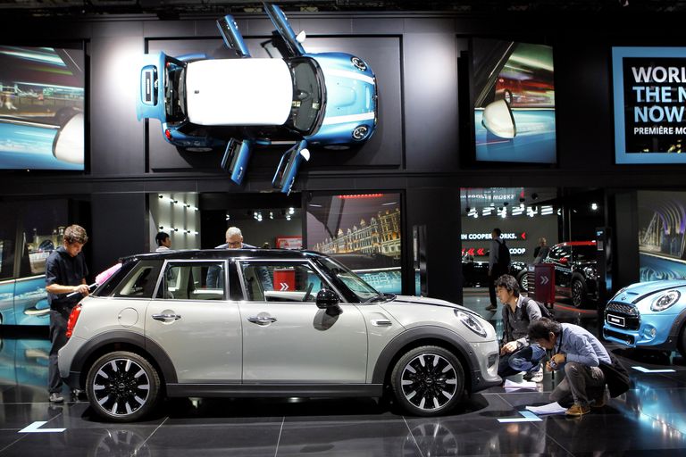 5-дверный хэтчбэк Mini на Парижском автосалоне 5-дверный хэтчбэк Mini на Парижском автосалоне