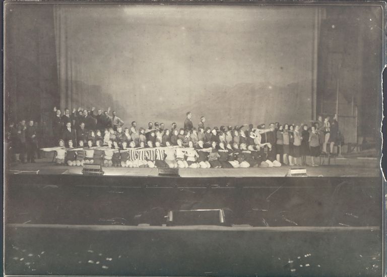 Балет Шостаковича Болт. Архивная фотография Балет Шостаковича Болт. Архивная фотография