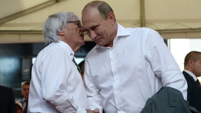 Президент России Владимир Путин и генеральный промоутер Формулы-1 Берни Экклстоун . Архивное фото Президент России Владимир Путин и генеральный промоутер Формулы-1 Берни Экклстоун . Архивное фото