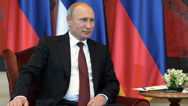16 октября 2014. Президент России Владимир Путин во время встречи президентом Сербии Томиславом Николичем в Белграде