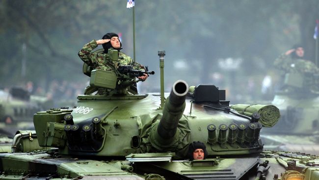 Военный парад в честь 70-летия освобождения Белграда