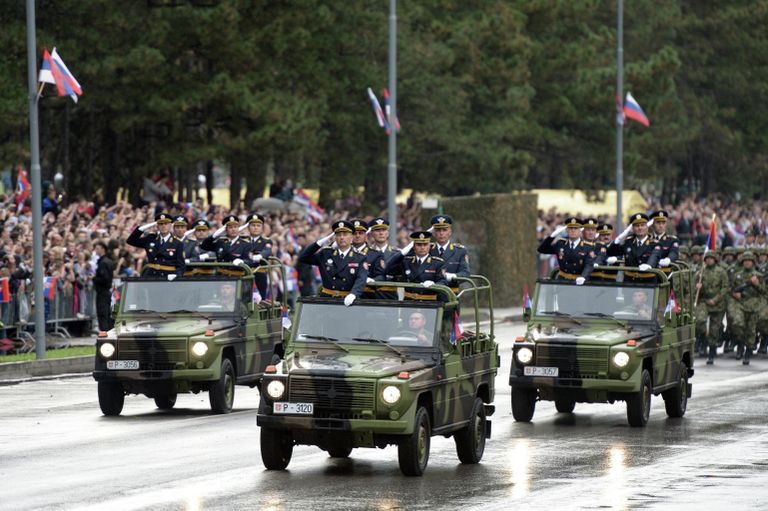 Военный парад в честь 70-летия освобождения Белграда Военный парад в честь 70-летия освобождения Белграда