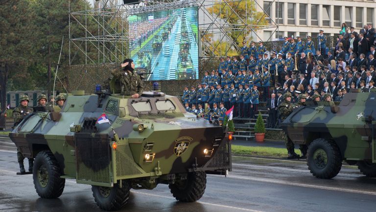 Военный парад в честь 70-летия освобождения Белграда Военный парад в честь 70-летия освобождения Белграда