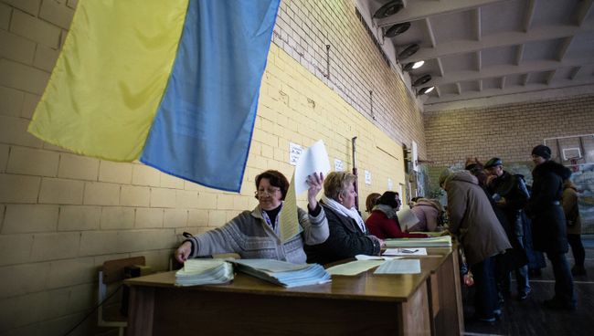 Досрочные выборы в Верховную раду Украины. Архивное фото Досрочные выборы в Верховную раду Украины. Архивное фото