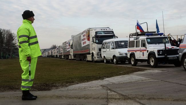 Отправка российского гуманитарного конвоя на Украину. Архивное фото Отправка российского гуманитарного конвоя на Украину. Архивное фото
