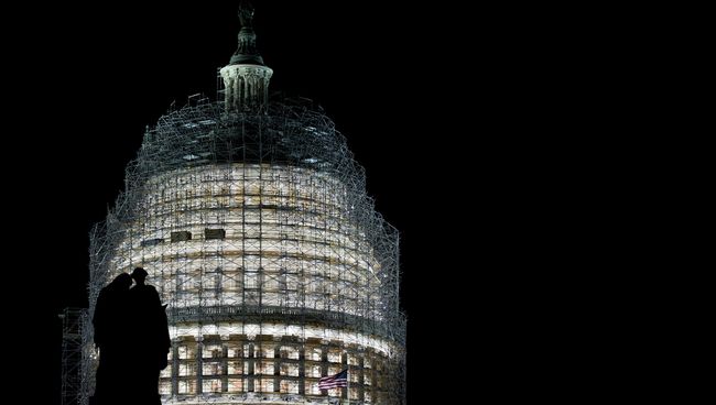 Здание Конгресса США в Вашингтоне. Архивное фото Здание Конгресса США в Вашингтоне. Архивное фото
