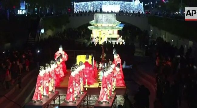 Ночь в Сеуле стала ярче на 200 тысяч фонарей