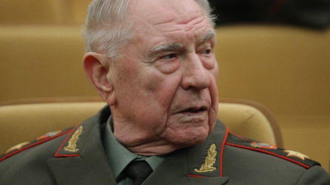 Экс-министр обороны СССР Дмитрий Язов. Архивное фото Экс-министр обороны СССР Дмитрий Язов. Архивное фото