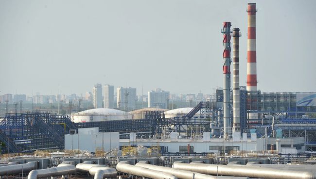 ОАО Газпромнефть - Московский НПЗ. Архивное фото