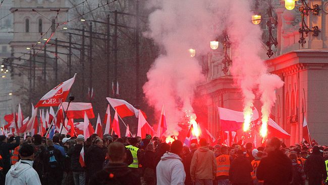 Марш независимости в Варшаве, Польша