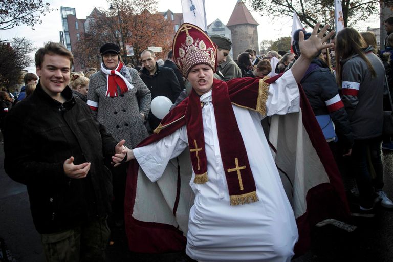 Парад в честь Дня независимости Польши Парад в честь Дня независимости Польши