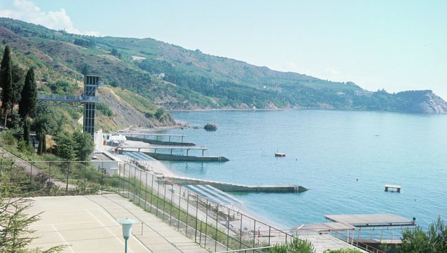 Дом отдыха Айвазовское в Крыму. Архивное фото. Дом отдыха Айвазовское в Крыму. Архивное фото.