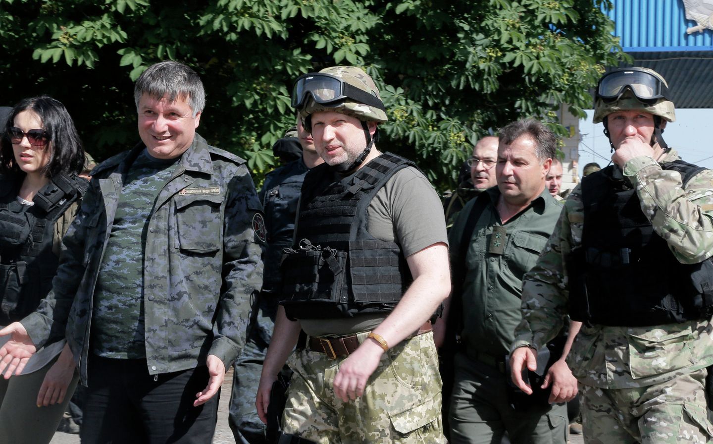 Арсен Аваков и Александр Турчинов на позициях украинских военных в Славянске