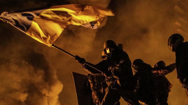 Столкновения протестующих с милицией в центре Киева. Архивное фото Столкновения протестующих с милицией в центре Киева. Архивное фото