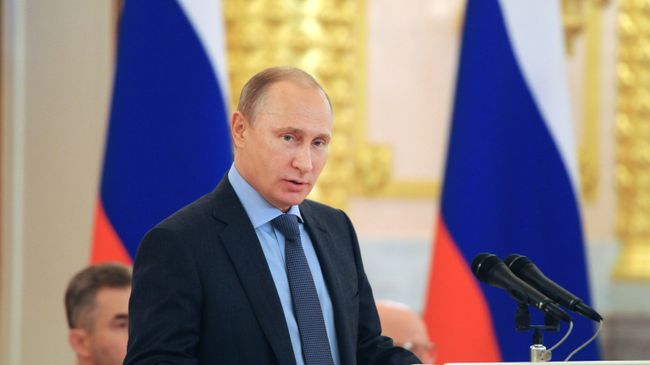 Президент России Владимир Путин выступает на встрече с уполномоченными и представителями правозащитных организаций Президент России Владимир Путин выступает на встрече с уполномоченными и представителями правозащитных организаций