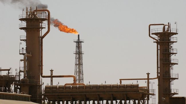 Крупнейший в Ираке нефтеперерабатывающий завод в северном городе Байджи