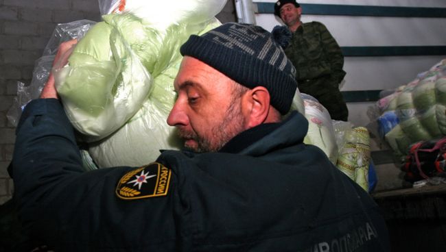 Десятый конвой с российской гуманитарной помощью прибыл в Донецк Десятый конвой с российской гуманитарной помощью прибыл в Донецк