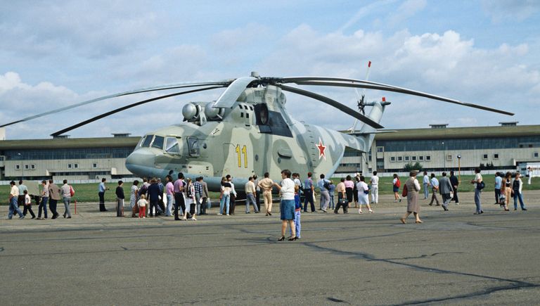 Многоцелевой транспортный вертолет Ми-26 Многоцелевой транспортный вертолет Ми-26