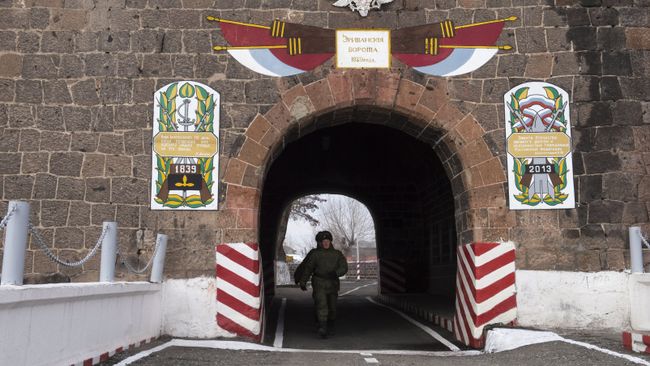102-я российская военная база в Армении. Архивное фото 102-я российская военная база в Армении. Архивное фото